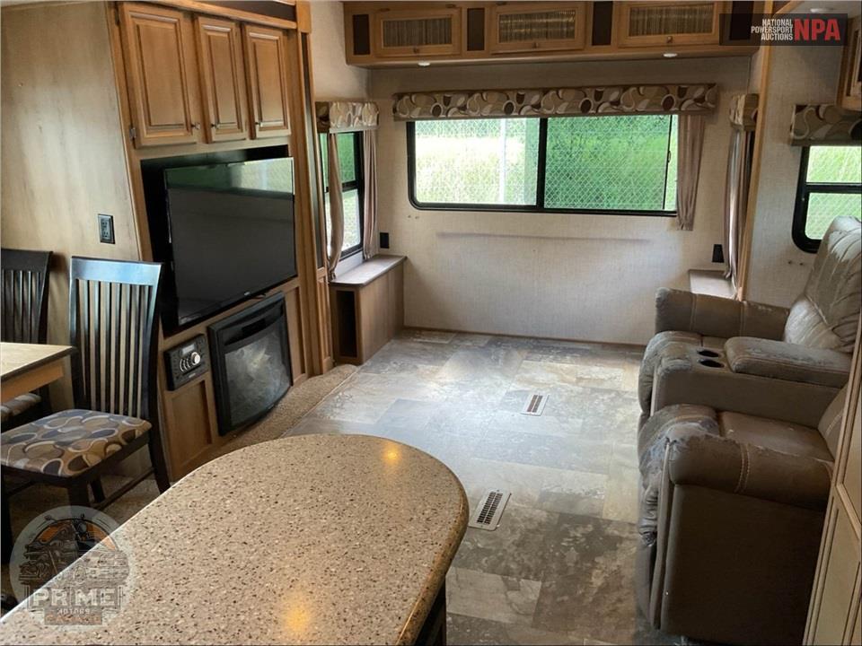 2016 Crossroads Rv M-305 RS - CRUISER FIFTH WHEEL SERIES — фото 7