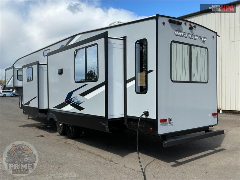 2023 Cherokee By Forest River M-3660SUITE - ARCTIC WOLF FIFTH WHEEL SERIES — фото 3