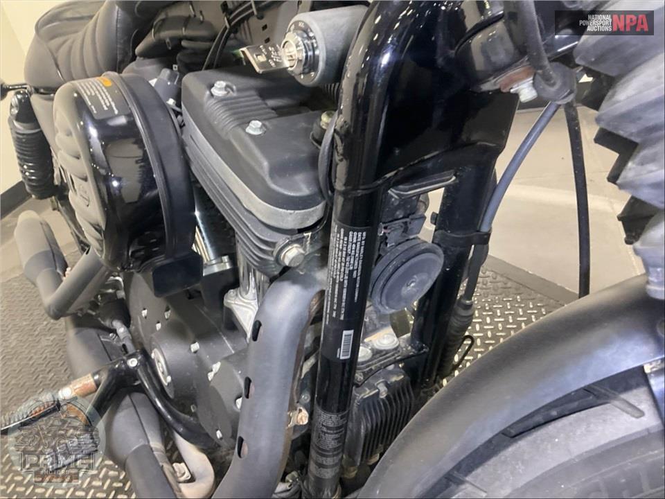 2021 Harley-Davidson XL883N IRON — фото 14