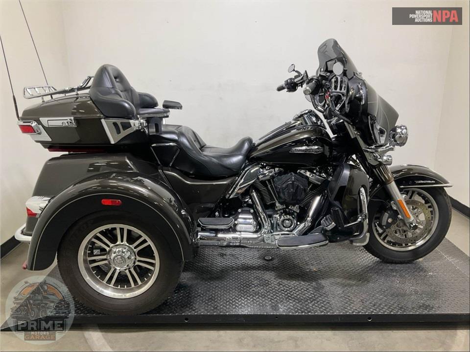 2020 Harley-Davidson FLHTCUTG TRI GLIDE ULTRA — фото 1