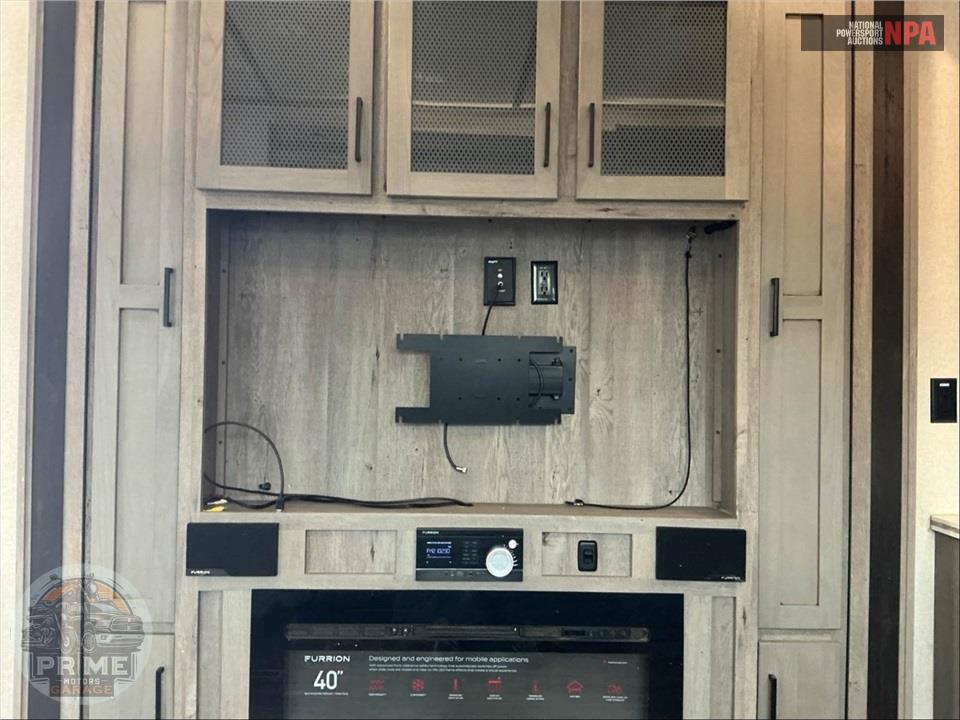 2020 Keystone Rv M-423 - RAPTOR TOY HAULER TOY HAULER SERIES — фото 29
