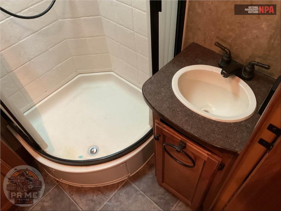 2013 Crossroads Rv M-26 RB - SUNSET TRAIL RESERVE FIFTH WHEEL SERIES — фото 13