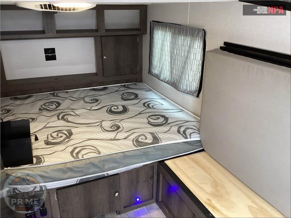 2023 Coachmen By Forest River M-12.0TD XL - CLIPPER SERIES — фото 9