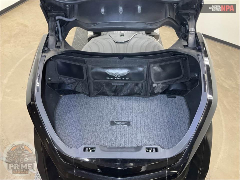 2019 Honda GL1800D GOLDWING TOUR DCT (BLACK) — фото 25