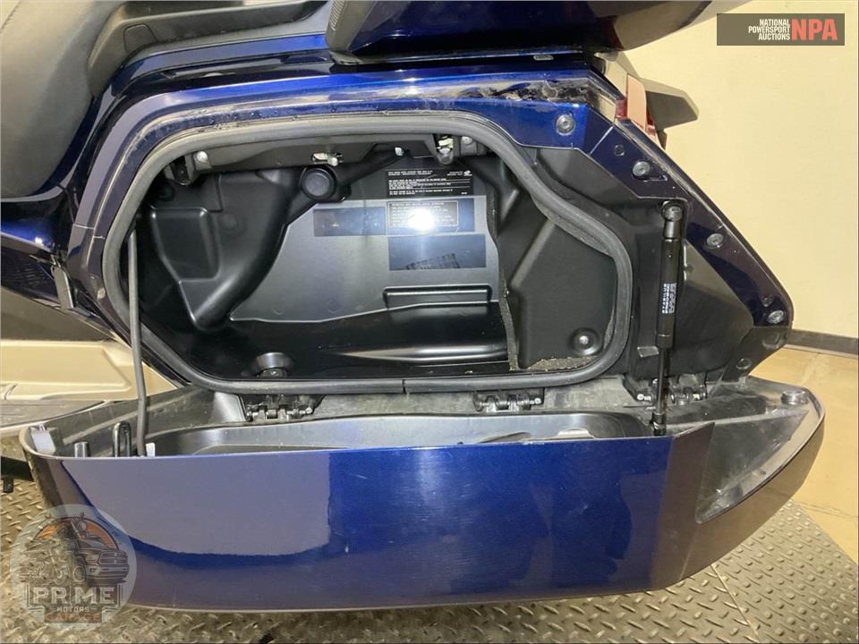 2018 Honda GL1800D GOLDWING TOUR DCT (BLUE) — фото 25