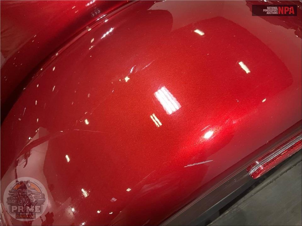 2010 Harley-Davidson FLHTCUTG TRIGLIDE ULTRA CLASSIC — фото 18