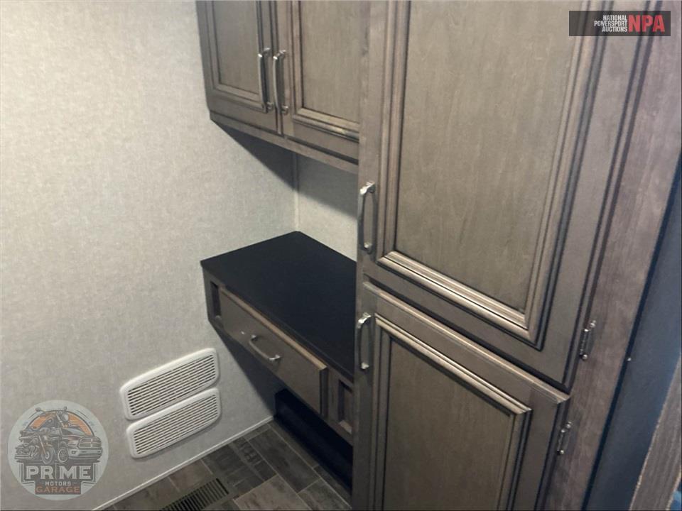 2018 Keystone Rv M-385 BR - MONTANA HIGH COUNTRY FIFTH WHEEL SERIES — фото 15