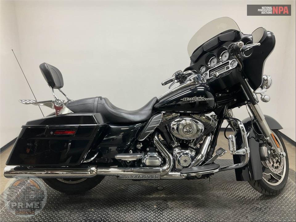 2013 Harley-Davidson FLHX STREET GLIDE — фото 1