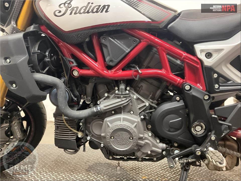 2022 Indian Motorcycle FTR R CARBON — фото 8