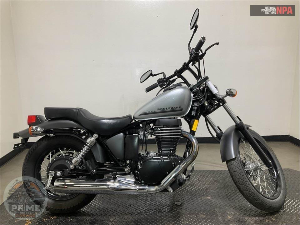 2018 Suzuki BOULEVARD S40 — фото 1