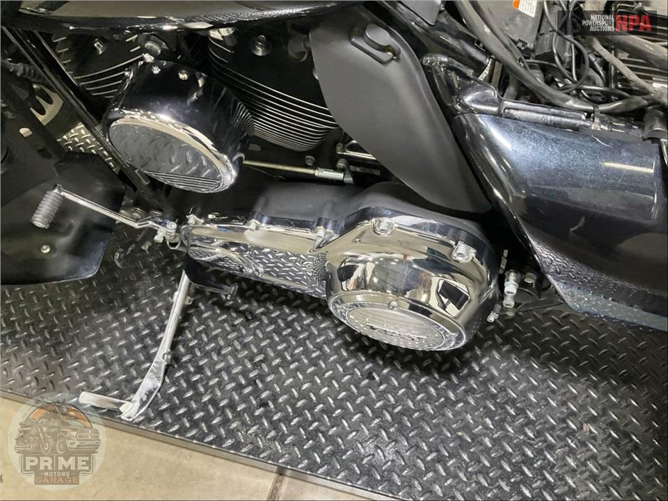 2013 Harley-Davidson FLTRU ROAD GLIDE ULTRA — фото 43