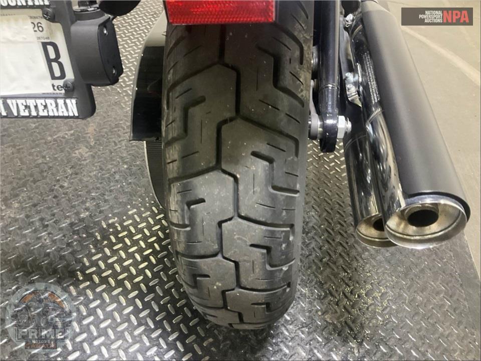 2019 Harley-Davidson FXBB STREET BOB — фото 23