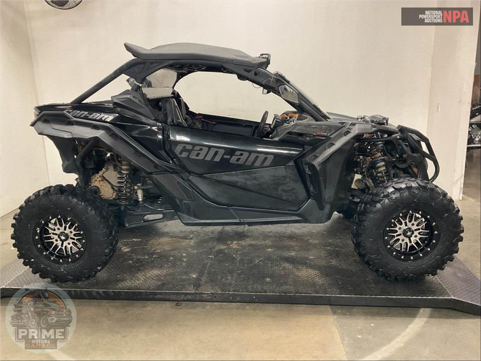 2018 Can-Am MAVERICK X3 X DS TURBO R — фото 1