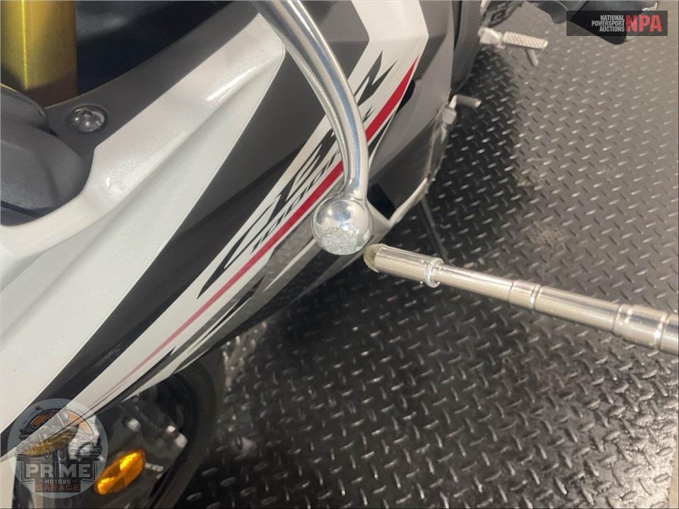 2026 Honda CBR1000RR — фото 13