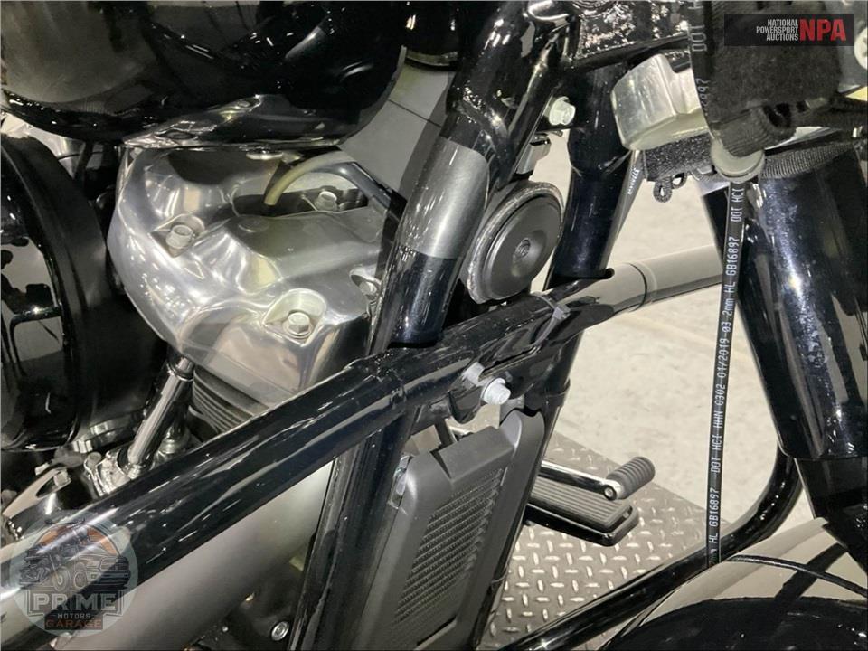2020 Harley-Davidson FLSL SOFTAIL SLIM — фото 12