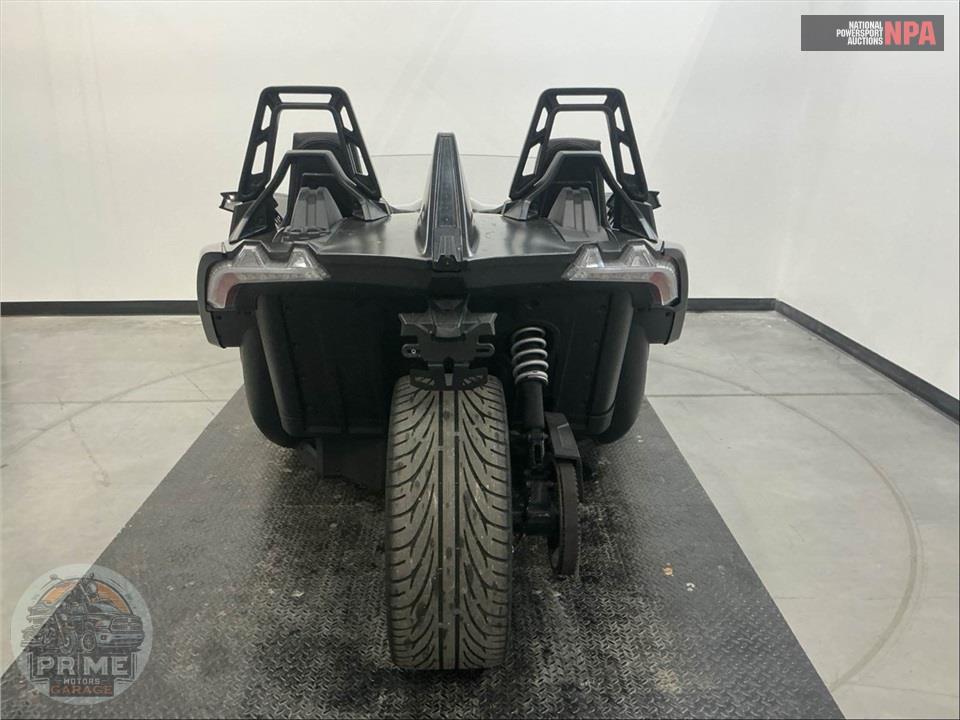 2021 Polaris SLINGSHOT SL AUTODRIVE — фото 4