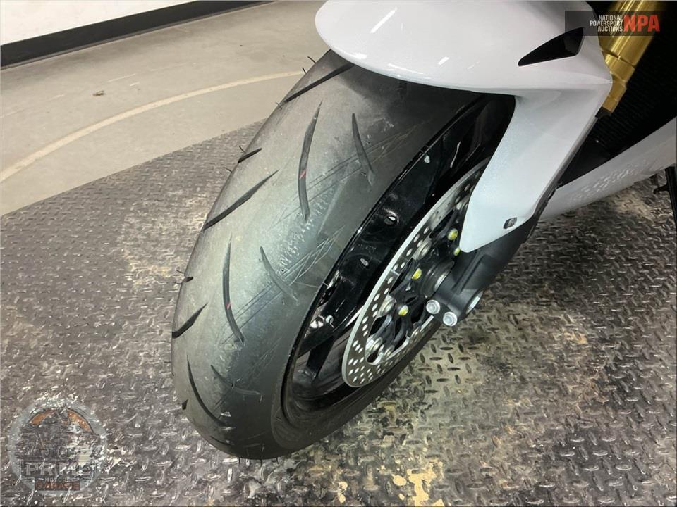 2026 Honda CBR1000RR ABS — фото 17