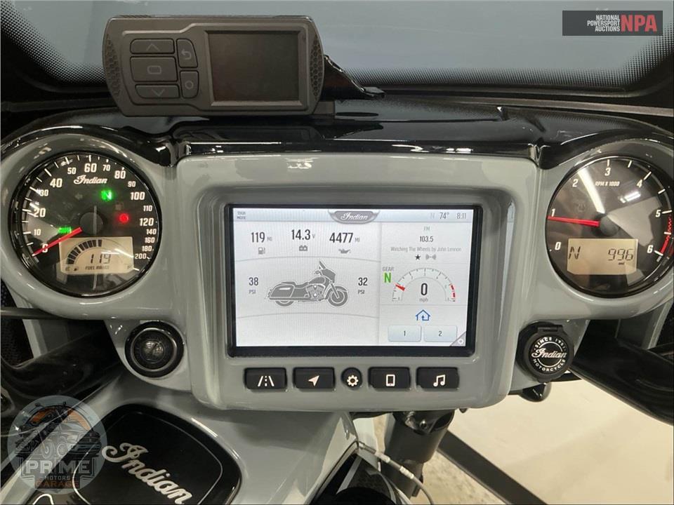 2025 Indian Motorcycle CHIEFTAIN DARK HORSE WITH POWERBAND AUDIO PACKAGE (BLACK) — фото 5