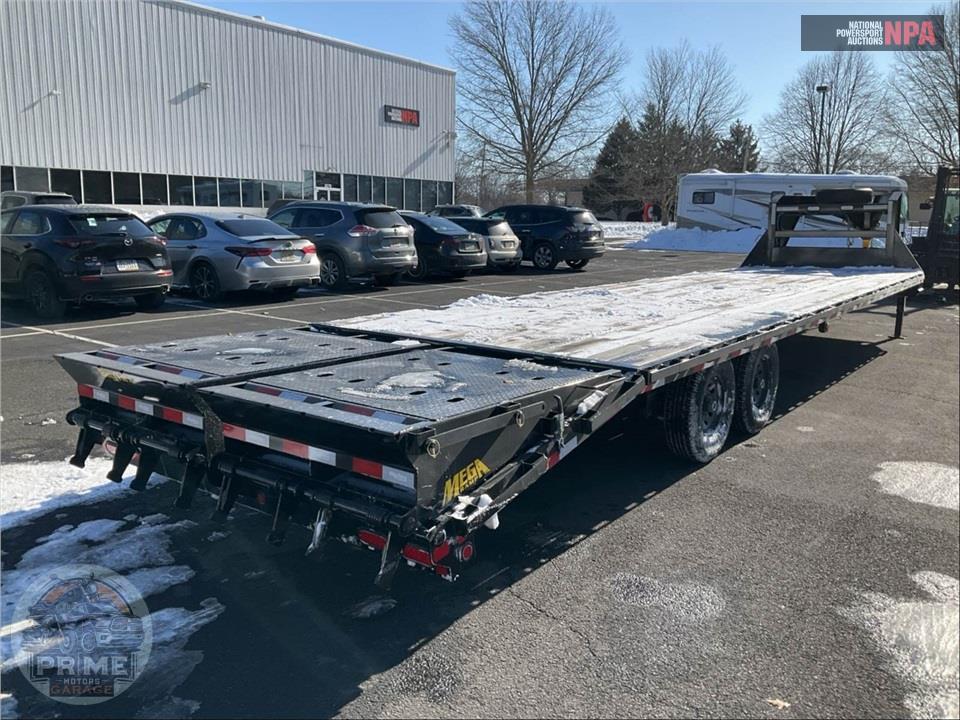 2025 Big Tex Trailers 14GN-30D5A-MRBK — фото 4