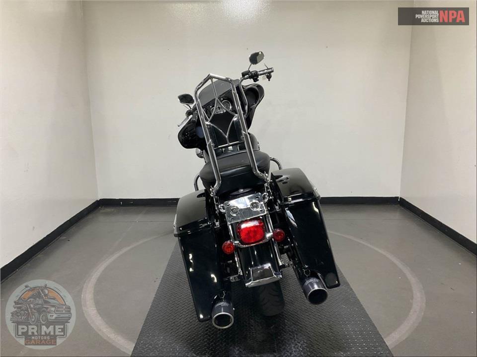 2008 Harley-Davidson FLHTCU ULTRA CLASSIC ELECTRA GLIDE — фото 4