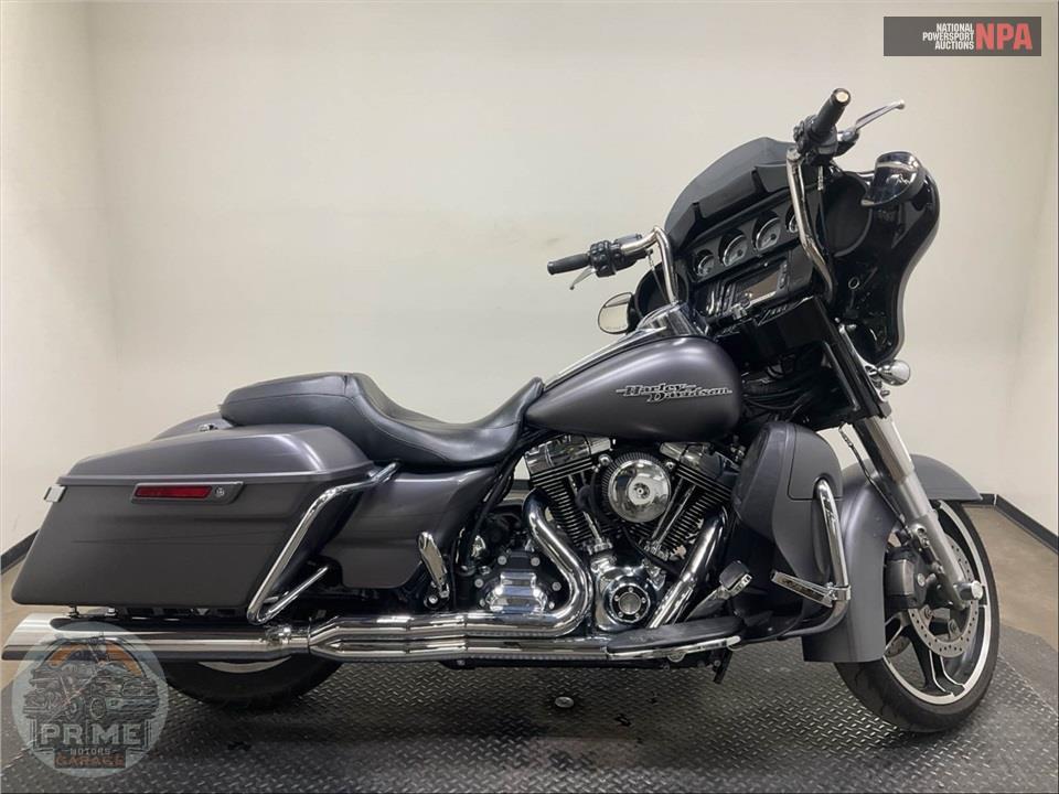 2016 Harley-Davidson FLHXS STREET GLIDE SPECIAL — фото 1