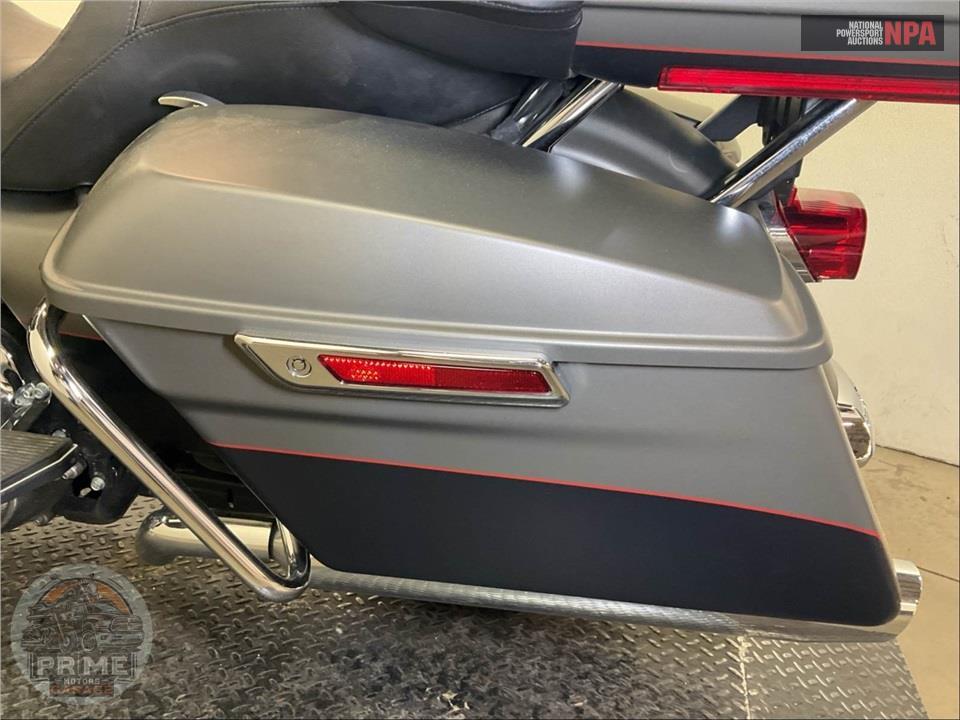 2019 Harley-Davidson FLHTK ULTRA LIMITED — фото 16