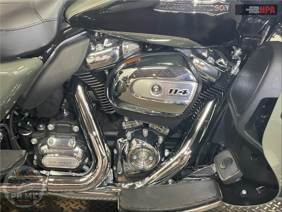 2021 Harley-Davidson FLHTCUTG TRI GLIDE ULTRA CLASSIC — фото 6