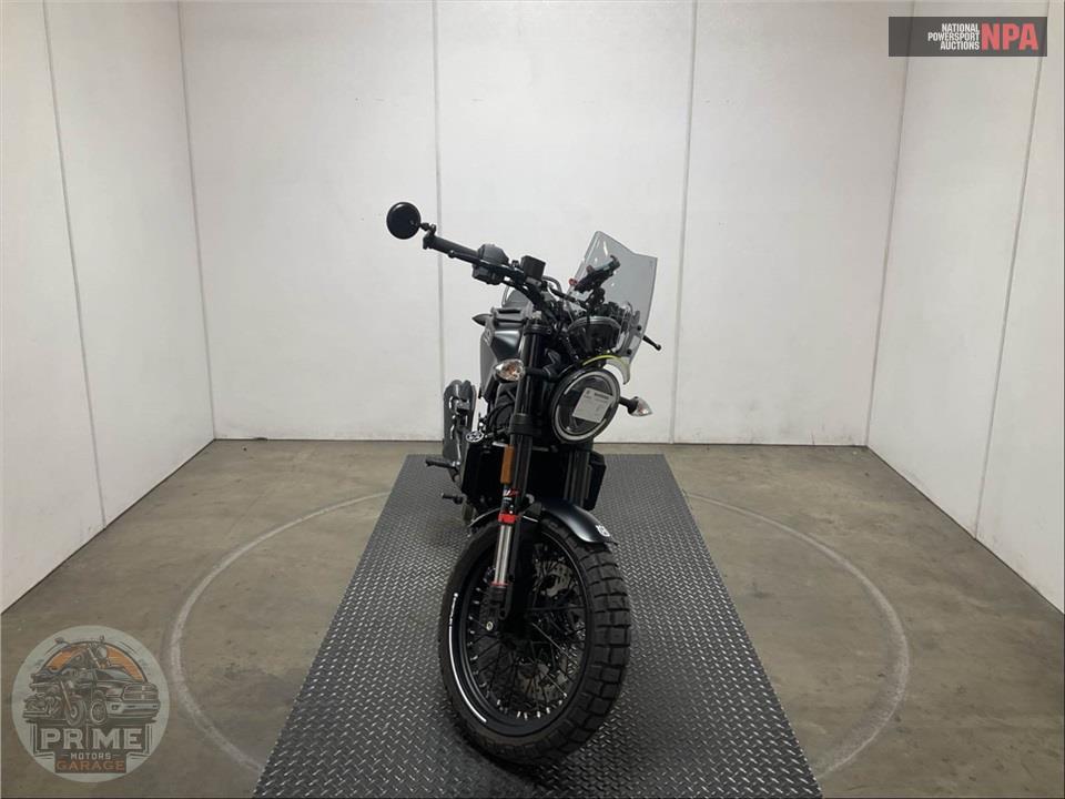 2023 Husqvarna SVARTPILEN 401 — фото 2