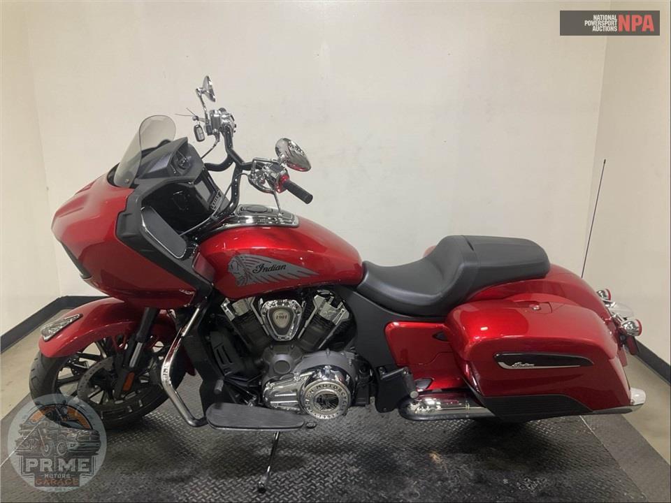 2021 Indian Motorcycle CHALLENGER LIMITED — фото 3
