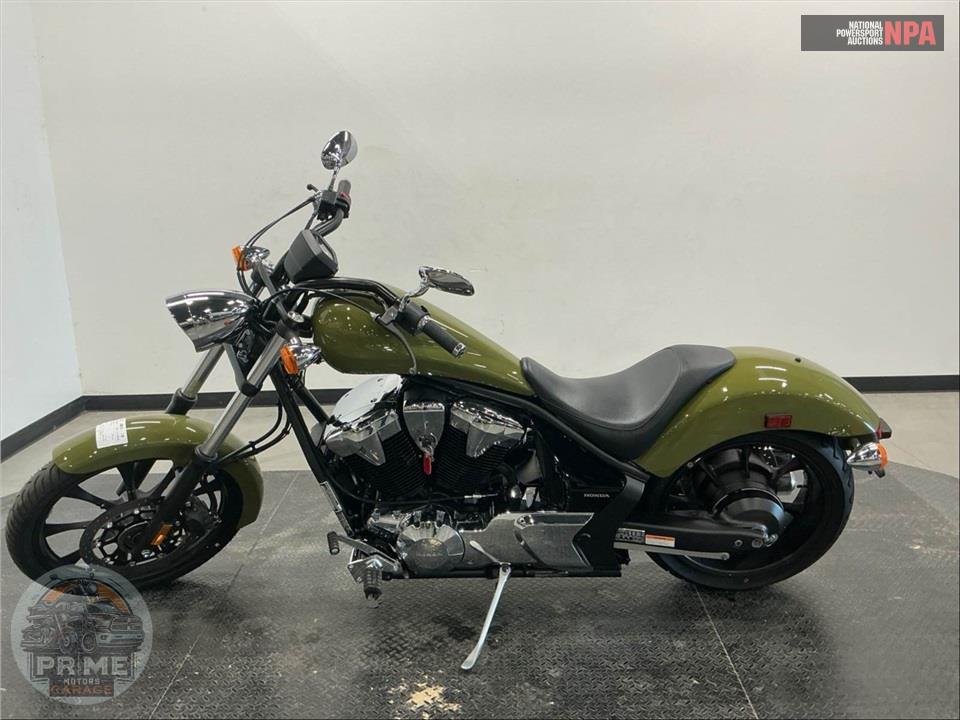 2024 Honda VT1300CXA FURY — фото 3