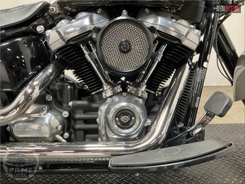 2019 Harley-Davidson FLSL SOFTAIL SLIM — фото 6