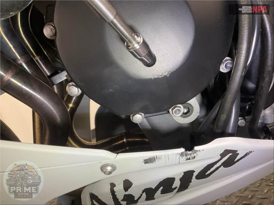 2025 Kawasaki ZX636KSFAL NINJA ZX-6R — фото 10