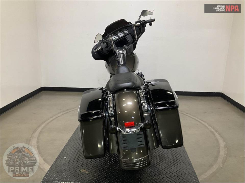 2021 Harley-Davidson FLHX STREET GLIDE — фото 4