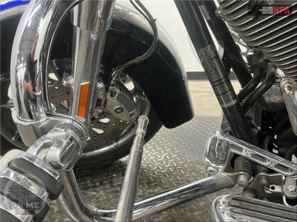2009 Harley-Davidson FLHTCUSE4 — фото 19