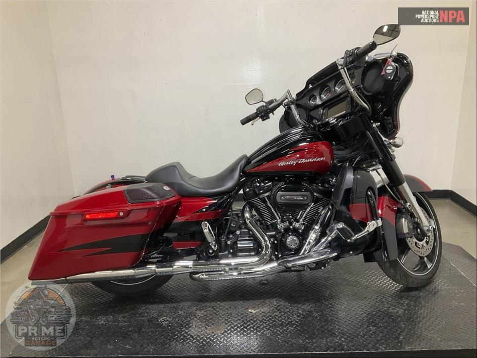 2017 Harley-Davidson FLHXSE CVO STREET GLIDE — фото 1