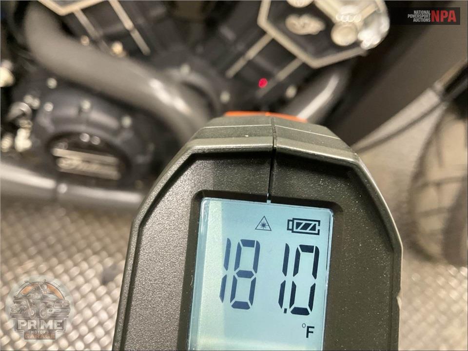 2018 Indian Motorcycle SCOUT BOBBER (BLACK) — фото 8