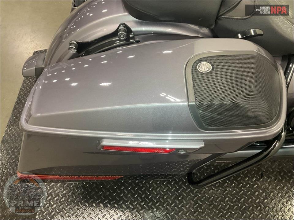 2020 Harley-Davidson FLHXSE CVO STREET GLIDE — фото 19