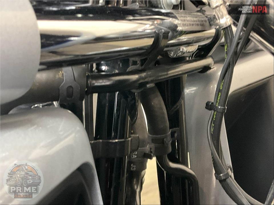 2019 Harley-Davidson FLHTK ULTRA LIMITED — фото 12