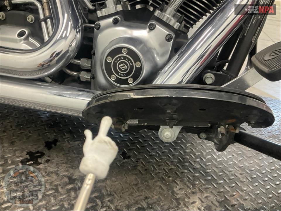 2011 Harley-Davidson FLSTFB FAT BOY LO — фото 19