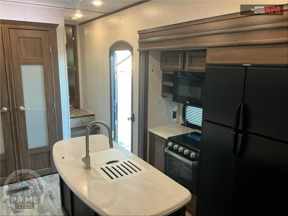 2020 Keystone Rv M-364 BHL - COUGAR FIFTH WHEEL SERIES — фото 6