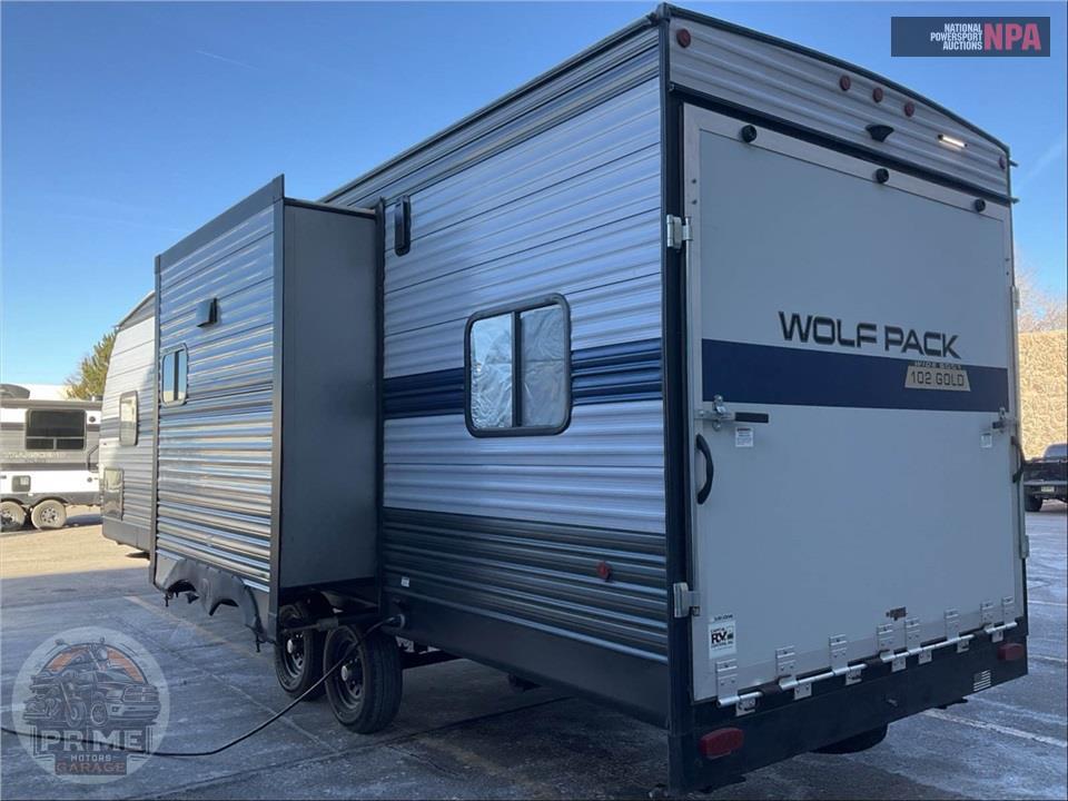 2019 Cherokee By Forest River M-23GOLD15 WOLF PACK TOY HAULER SERIES — фото 3