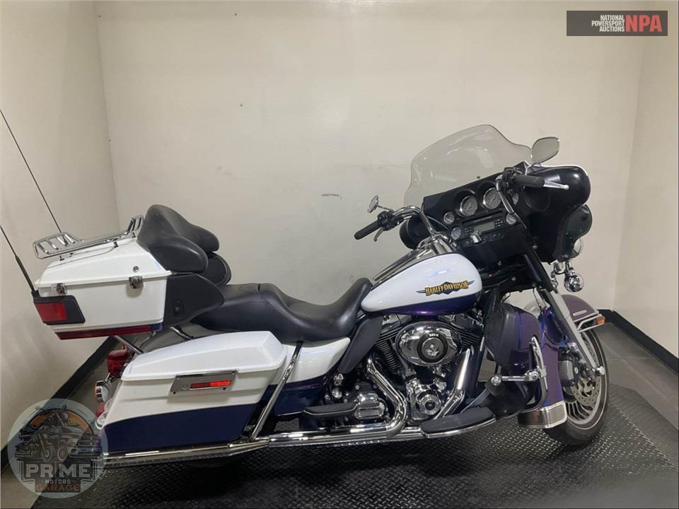 2010 Harley-Davidson FLHTK ELECTRA GLIDE ULTRA LI — фото 1