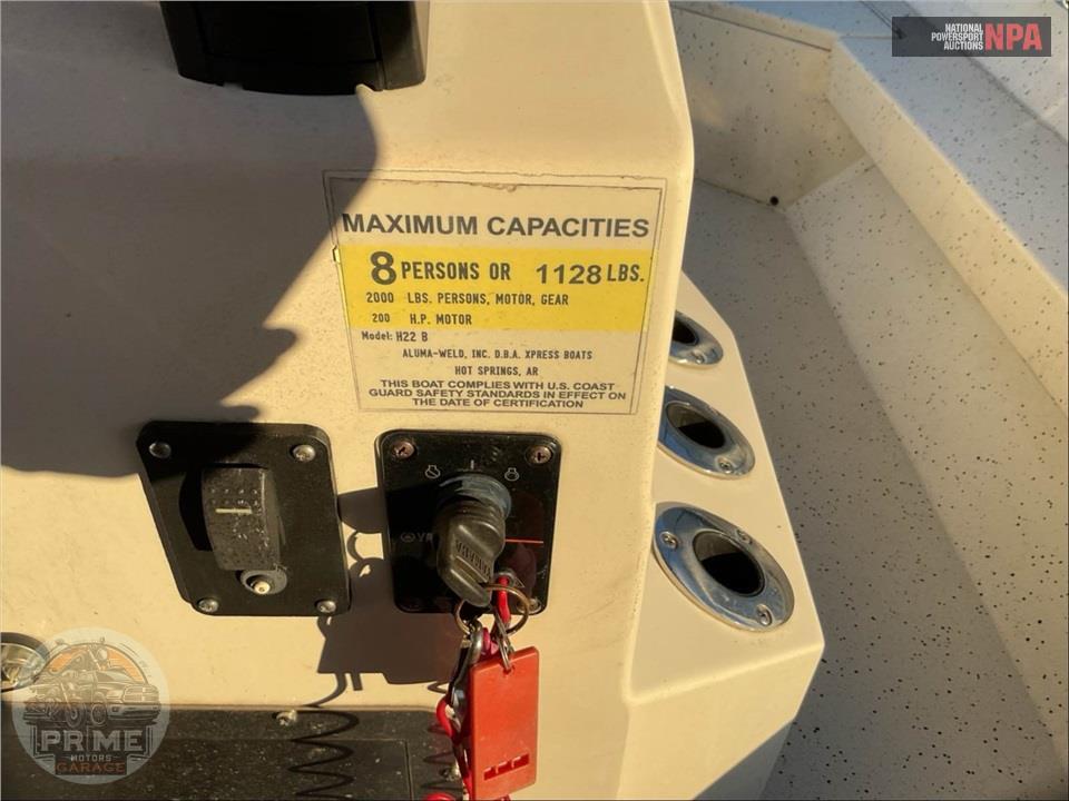 2021 Aluma-Weld/Xpress H22B BAY STNLS PKG/BS(*) L=22-E=175HP YAMAHA OB — фото 6