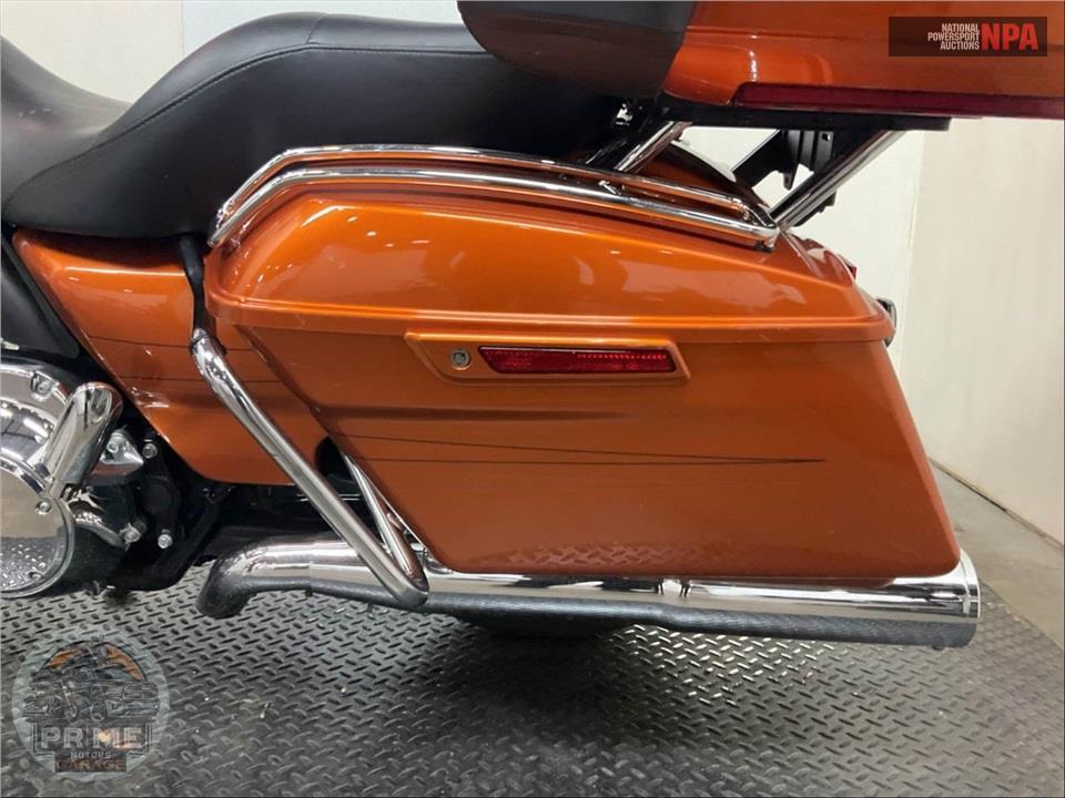2015 Harley-Davidson FLTRXS ROAD GLIDE SPECIAL — фото 14
