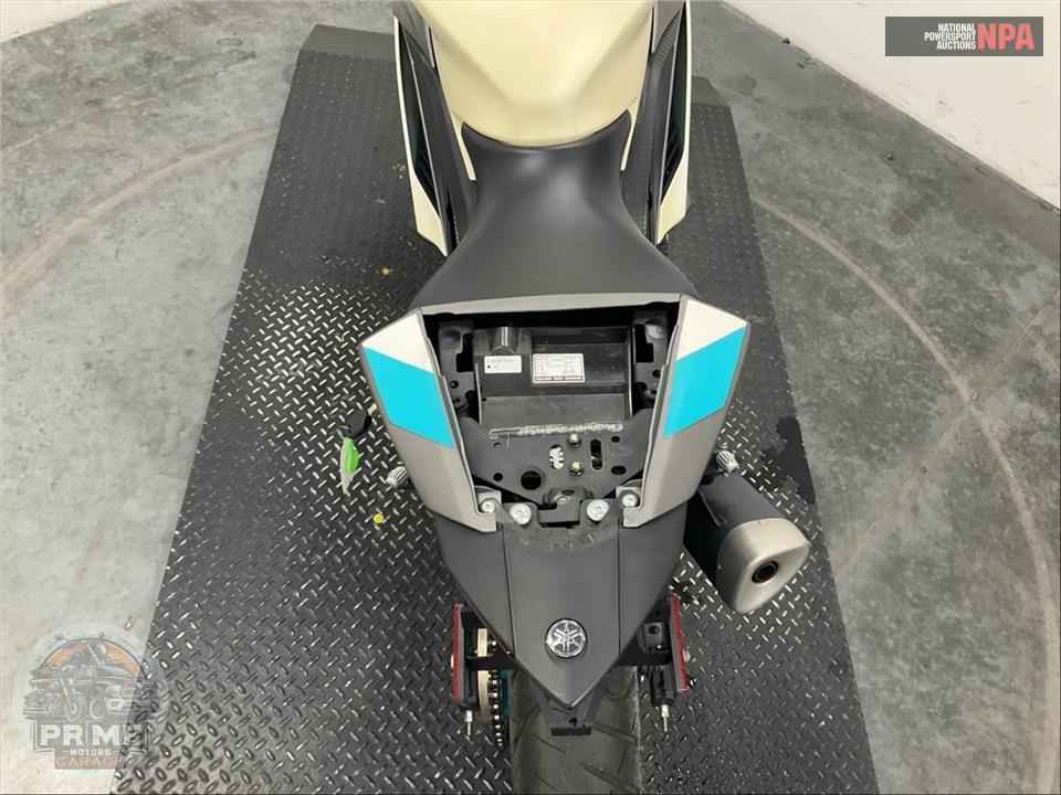 2024 Yamaha YZF-R3 — фото 13