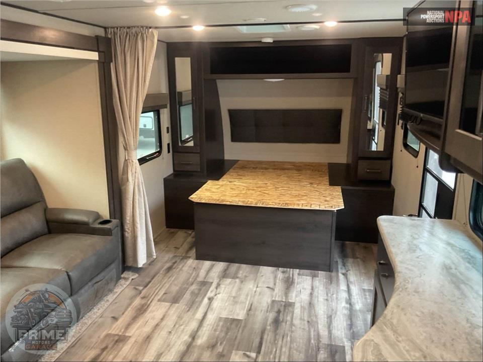 2023 Grand Design Recreational Vehicles M-200MK - TRANSCEND XPLOR SERIES — фото 9