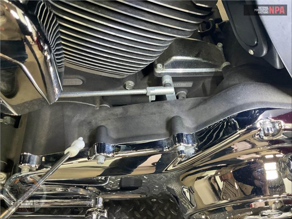 2014 Harley-Davidson FLHTCUTG TRIGLIDE ULTRA CLASSIC — фото 10
