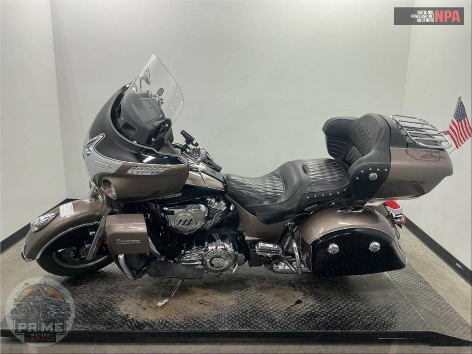 2019 Indian Motorcycle ROADMASTER (TWO-TONE) — фото 3
