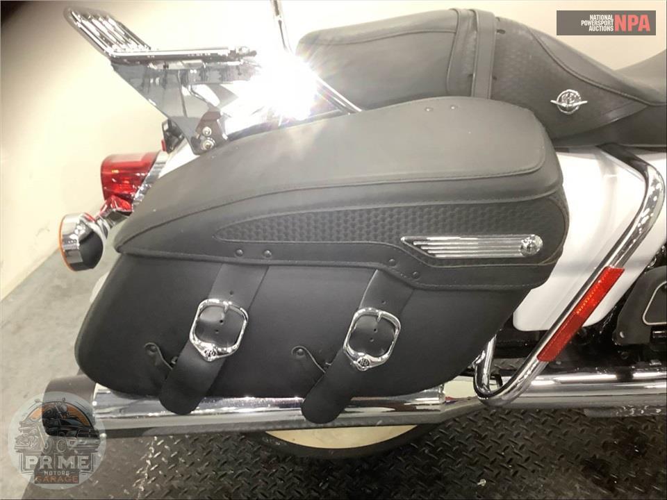 2012 Harley-Davidson FLHRC ROAD KING CLSC — фото 17