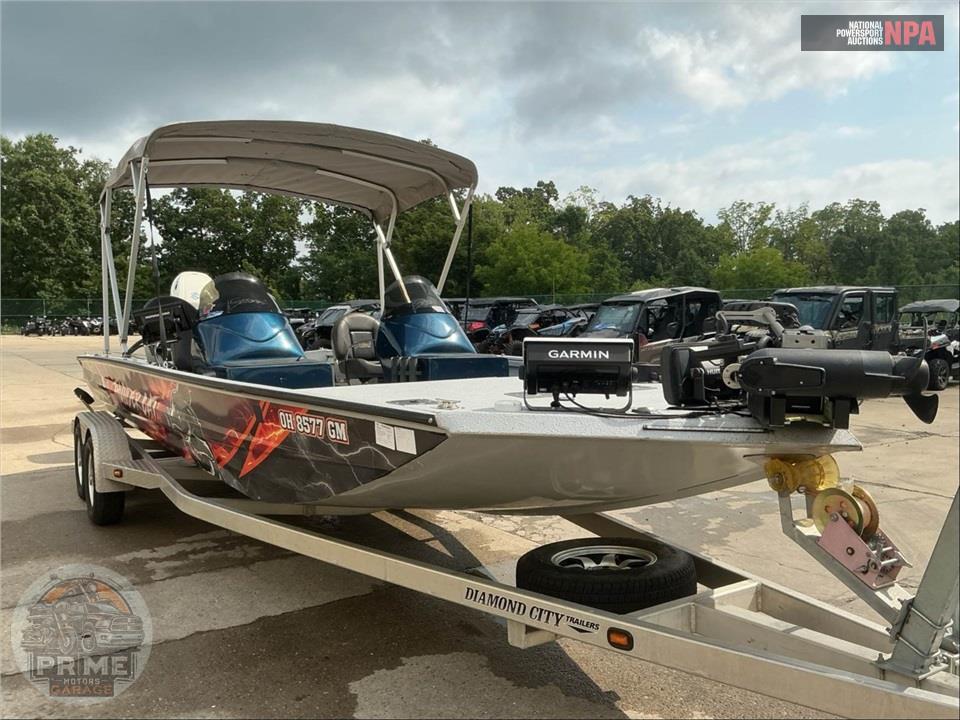 2016 Excel Boat Company 247SC(*) CATFISH PRO SERIES L=24/E=1 200HP SUZ OB — фото 1
